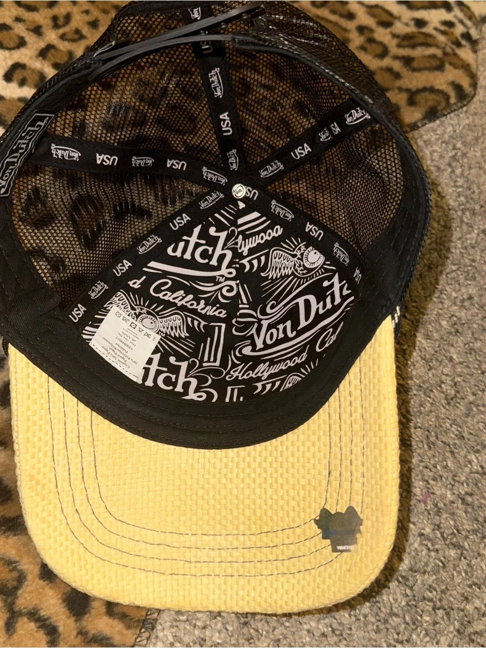 Von Dutch Yellow and Black Trucker Hat w/ tag